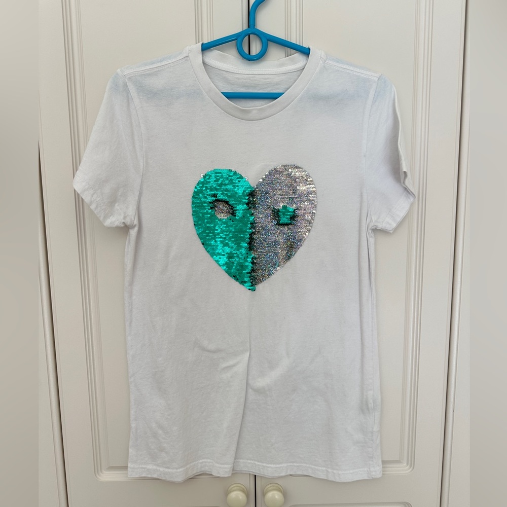flip sequin heart T shirt